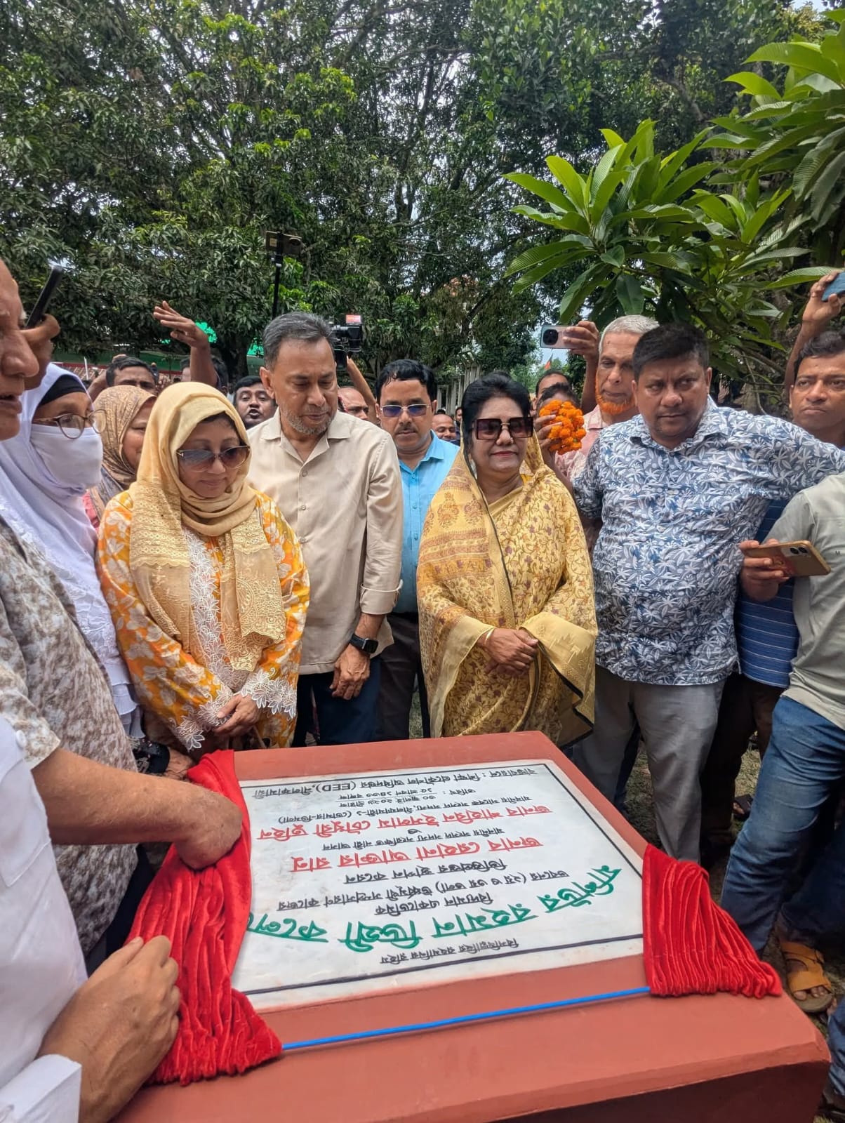 নীলফামারীতে মশিউর রহমান ডিগ্রি কলেজের একাডেমিক ভবন ও মসজিদের ভিত্তিপ্রস্তর স্থাপন