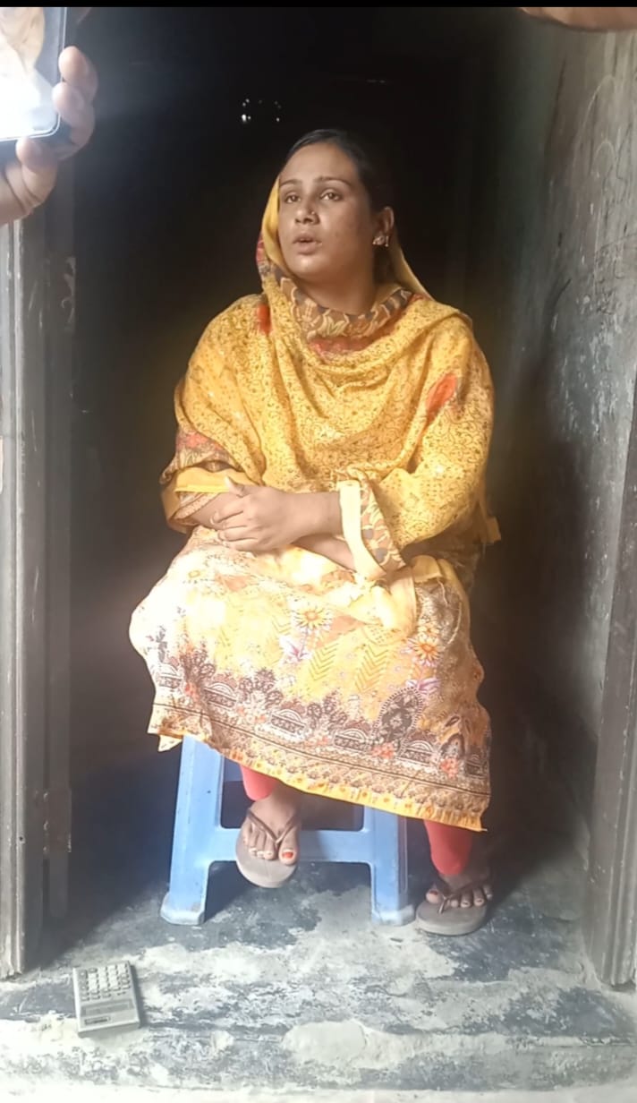 স্বামীর দায়েরকৃত অপহরণ মামলা ভিত্তিহীন বলে এক গৃহবধূর দাবি-